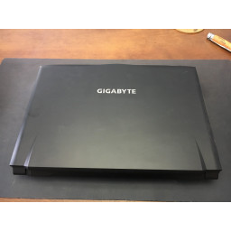 GIGABYTE 15,6 